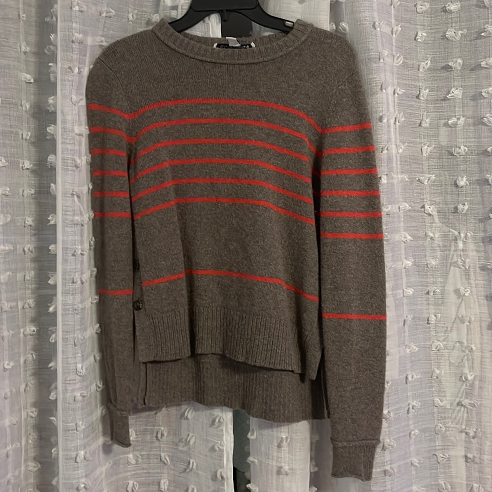 Cashmere sweater